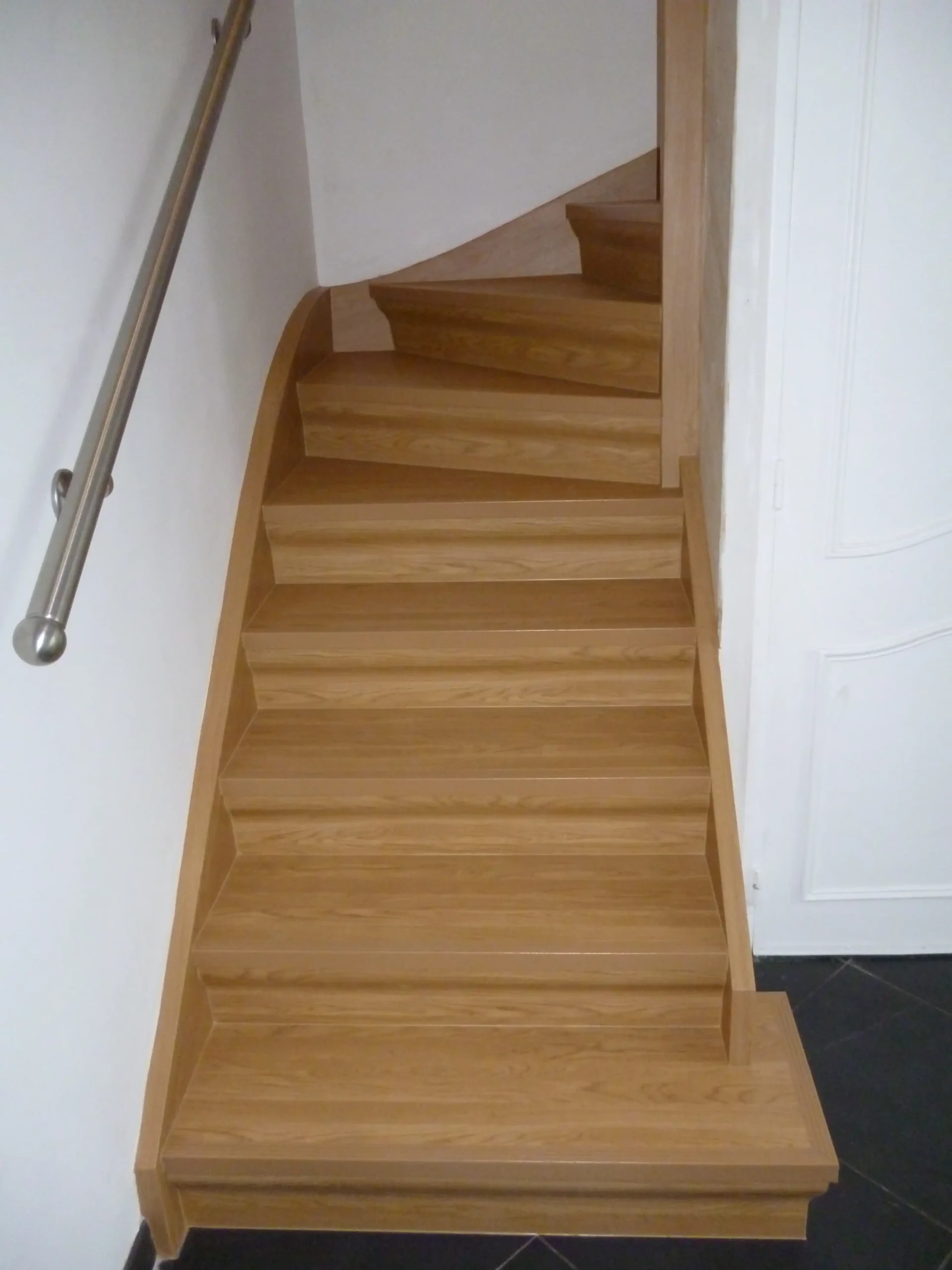 artisan rénovation escalier bois