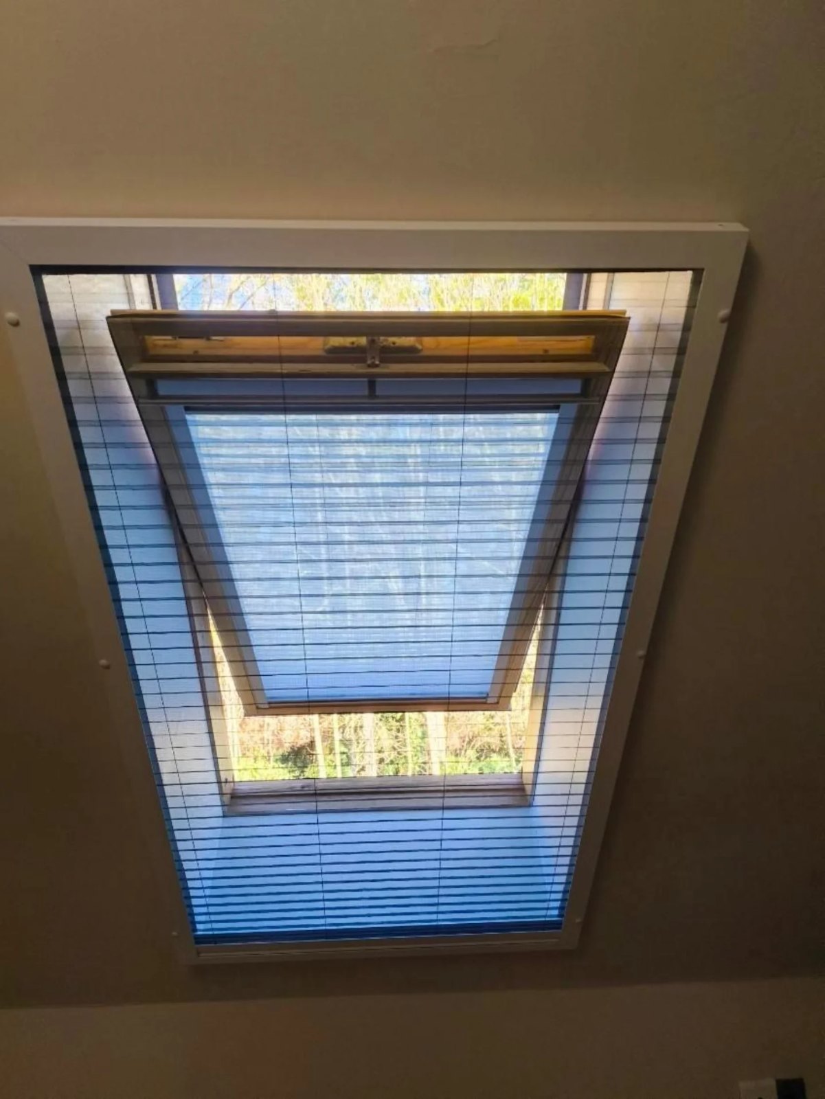 Fenetre de toit velux, réalisation Menuiserie Winne
